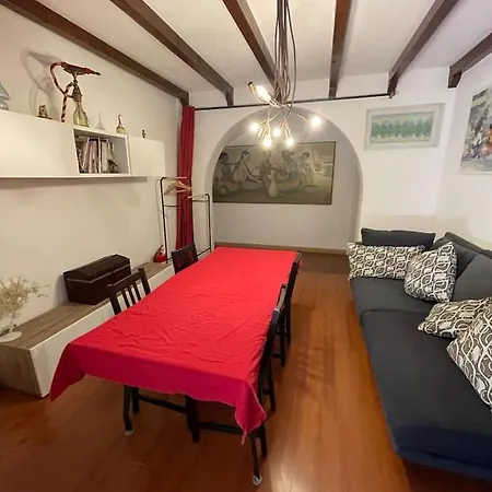 Musicians Mansion アパート フィーノ・モルナスコ
